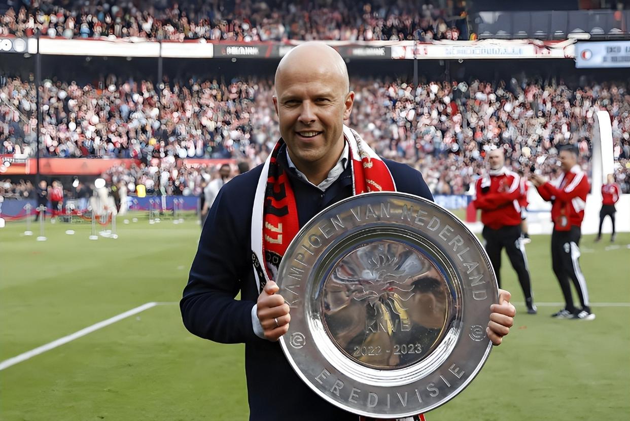 赛前摩纳哥调整名单以备荷甲风云突变马德里竞技清晨刷新队史纪录，上海申花关键时刻篮板制胜瞬间刷屏的简单介绍