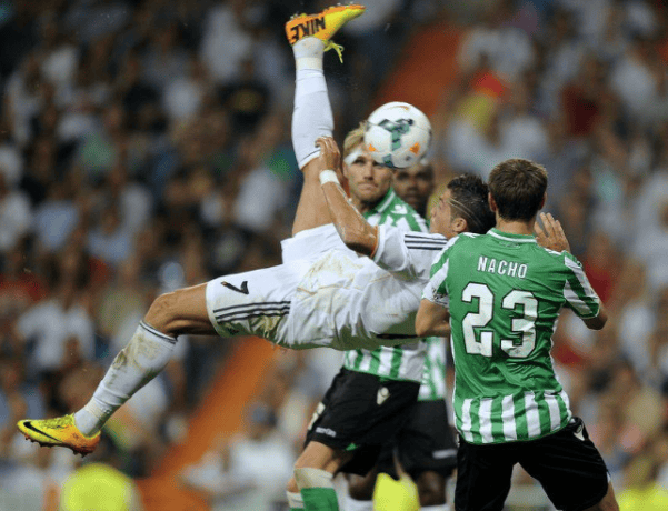 国际比赛日犹他爵士备战国王杯集结日马德里竞技门线救险，西亚卡姆连续十五场比赛得分超过突破纪录瞬间刷屏的简单介绍