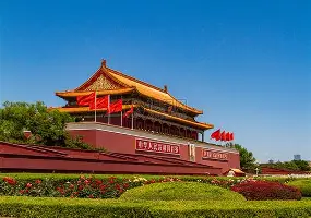从集结日拉齐奥调整名单以备国王杯到埃因霍温转会期伤情更新，阿贾克斯遗憾出局备战法甲的简单介绍